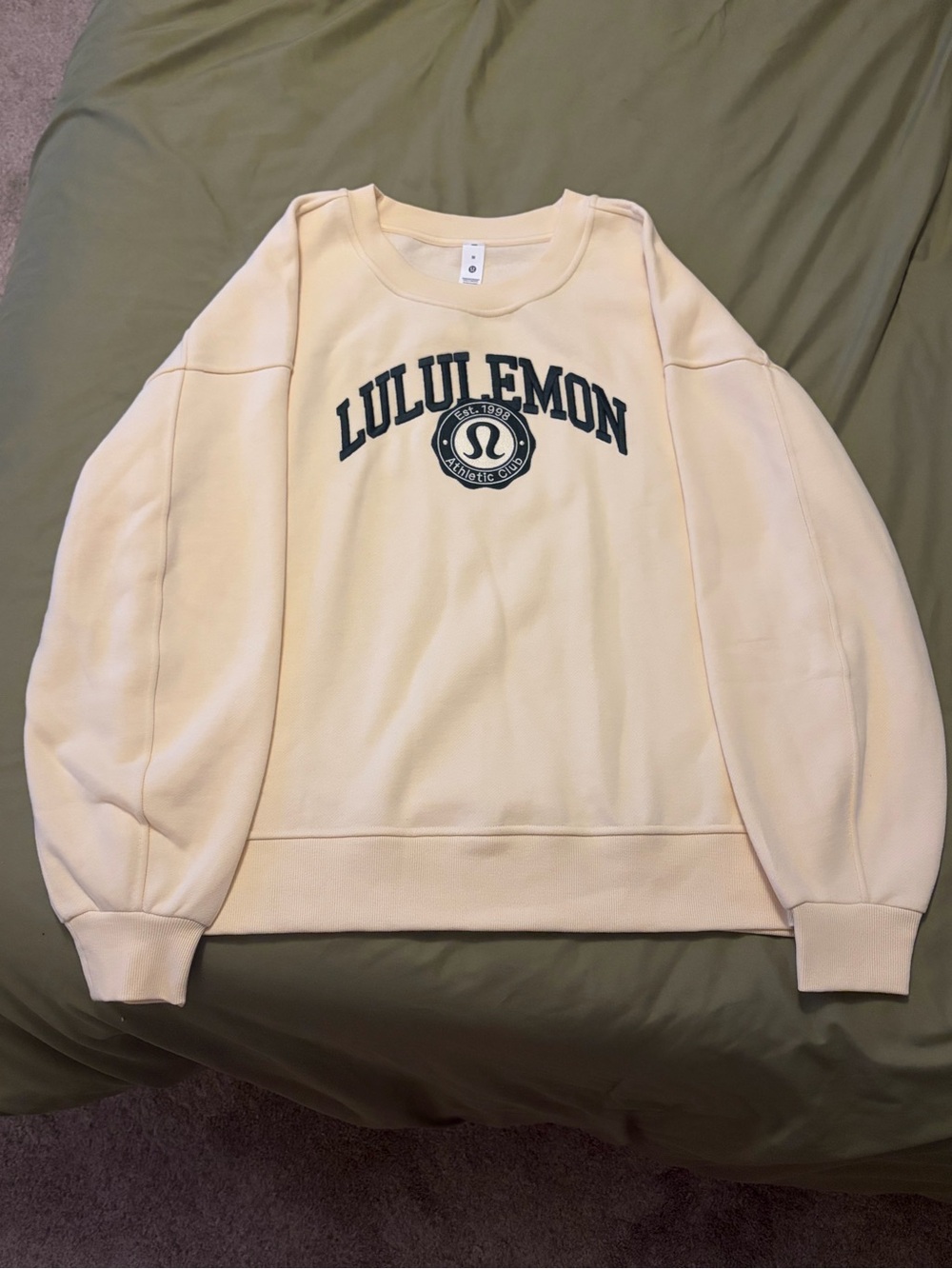 NWOT Lululemon Perfectly Oversized Crew Graphic Light Ivory Athletic Club - Med